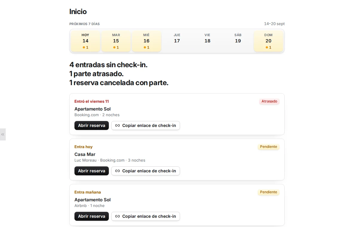 El panel de Inicio de Regi con la franja de 7 días, el veredicto en una frase y las tarjetas de reservas pendientes de check-in.